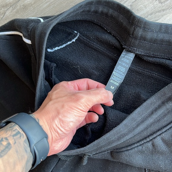 Alphalete - Oversized Joggers - Black (Size M) - Picture 3 of 3